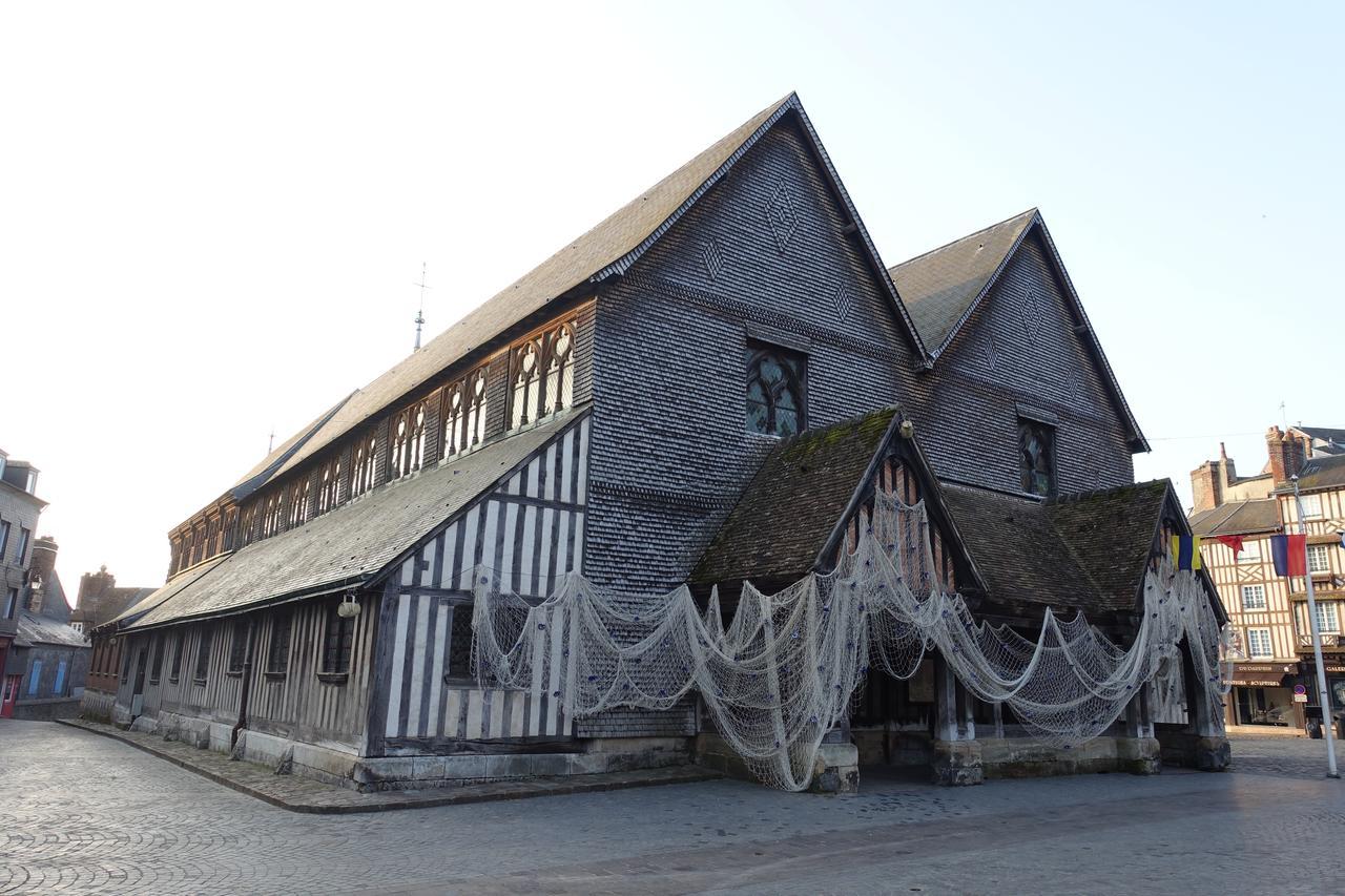 Apartamento Armonui Honfleur Centre Historique Exterior foto